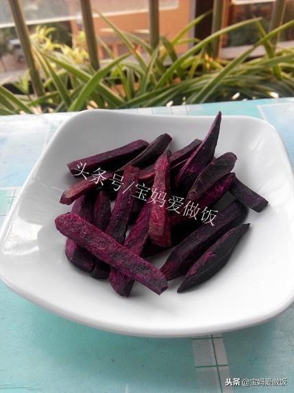 紫薯干的做法，三蒸三晒红薯干做法窍门（自制无聊追剧磨牙小零食）