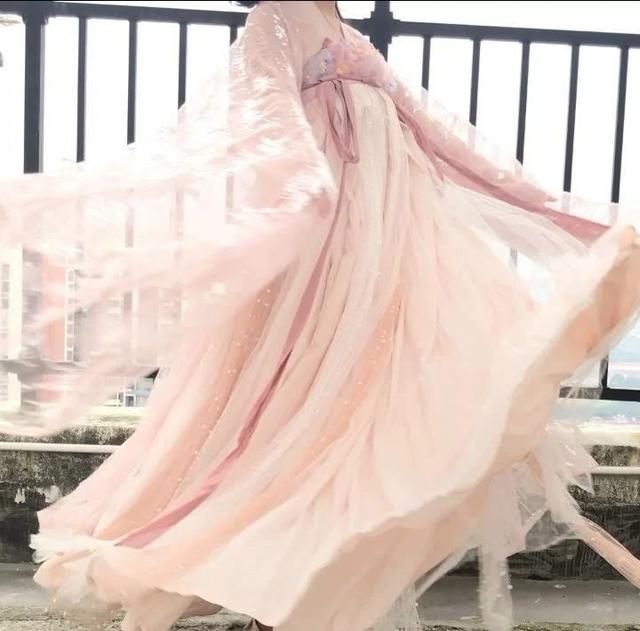 女生下半身头像，小姐姐下半身系列头像微信（女生部位头像，汉服小姐姐头像）