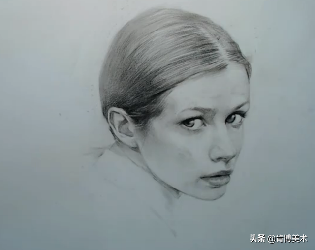 素描美少女教程，素描美女人像步骤教程