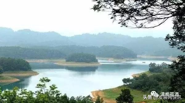 云南普者黑旅游攻略，云南省普者黑风景区旅游攻略（一处鲜为人知的神秘旅游景点——普者黑攻略）