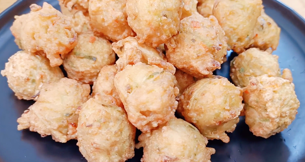 【炸蘿卜丸子】做法步驟圖 外酥里軟不吸油 一大盆不夠吃-起舞食譜網