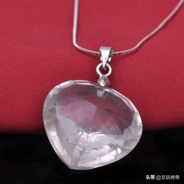 怎样鉴别天然水晶，天然水晶与人工水晶区别