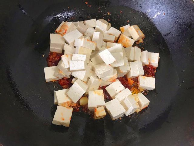 豆腐配什么菜好吃，豆腐和其他菜搭配做法（教你5种不同做法）
