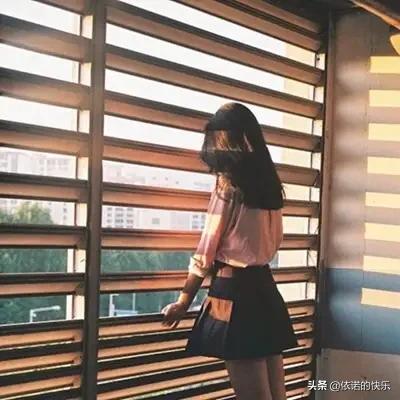 最美的背影留给你，微信头像，最美的背影留给你（手机微信头像纯背影头像精选）