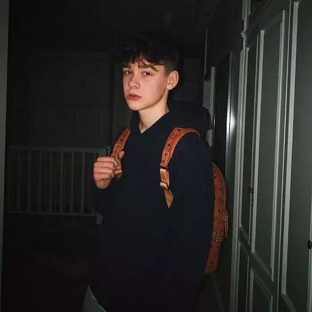 有品位的男人微信头像   时间告诉我无理取闹的年纪已经过了该努力了，有品位的男人微信头像风景（全网最炫酷的头像99张大合集建议收藏）