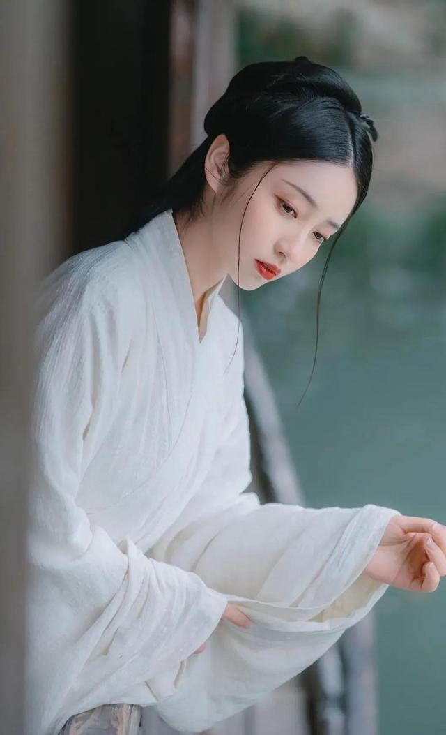 煮海歌中主要涉及何人，煮海歌中主要涉及什么人（叶嘉莹诗词漫谈‖柳永《煮海歌》《凤归云》）