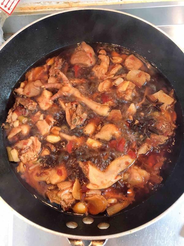 大盘鸡怎么做，家庭版正宗大盘鸡做法！（教你大盘鸡正宗做法）