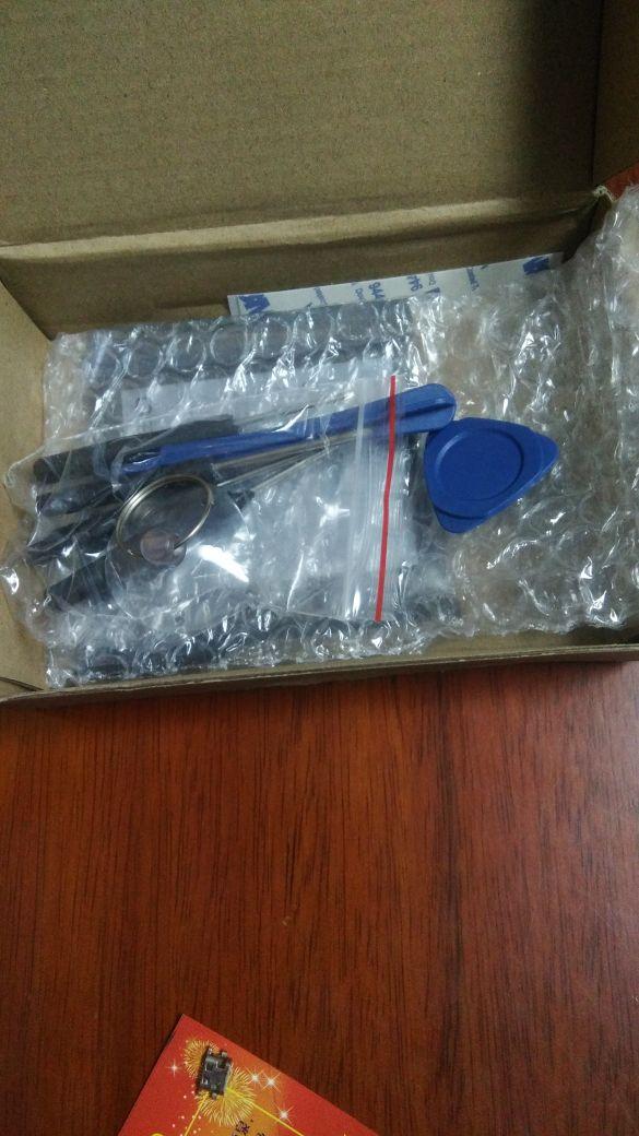 手机电池怎么换，手机怎样更换电池教程（再也不会被手机维修店坑啦）