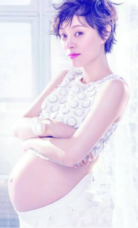邓超孙俪承认已怀三胎，孙俪晒大肚怀三胎（小花妹妹说出真相）