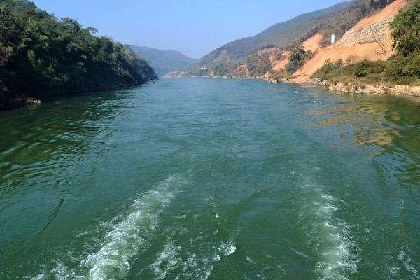 尼罗河是内流河还是外流河，尼罗河属于内流河还是外流河（世界十大著名河流）