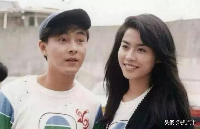 “最爱宣萱”的张卫健为何转身娶了张茜？相伴22载至今无子