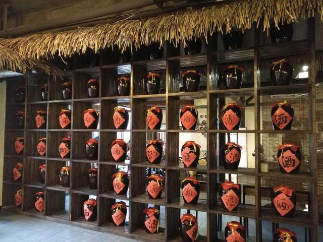 古代的酒多少度，古代发酵酒多少度（为何古人连喝好几坛都不会醉呢）