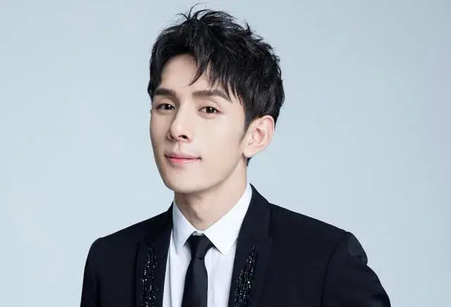 李佳琦个人资料（他的经历可谓是一部奋斗青年范本） 第29张