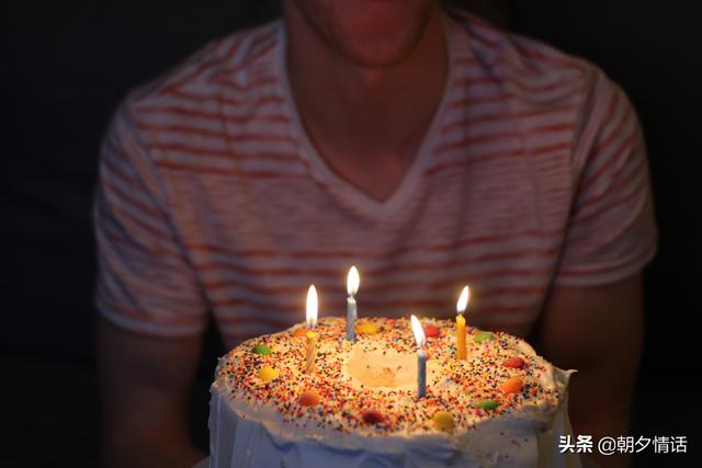 生日情话大全浪漫情话，23条动人的生日情话