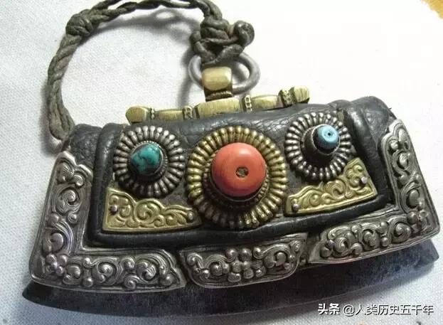 打火石是什么材料，古代打火石是什么材料（古人用的打火机——火镰）