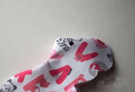 手工制作小衣服，手工制作小衣服视频（妈妈们都可改造成泰迪熊）