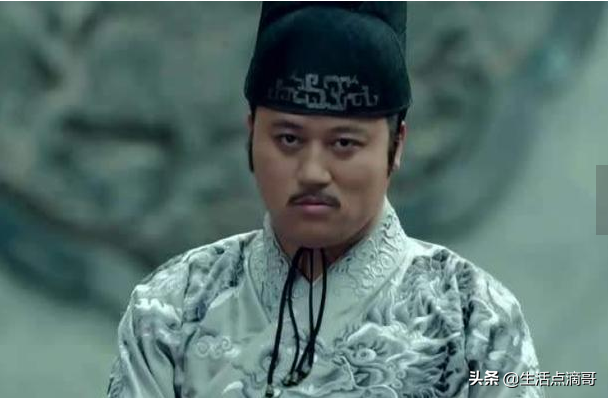 明朝千户大还是百户大呢，明朝百户和千户（千户、百户、总旗分别是多大的官职）