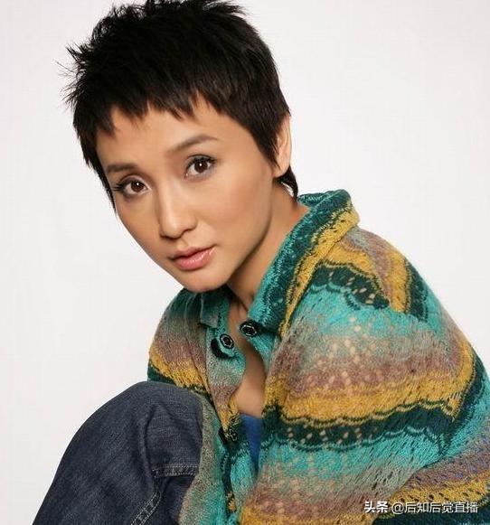 中国内地女演员孔琳精彩照片欣赏，容颜已老但气质仍在