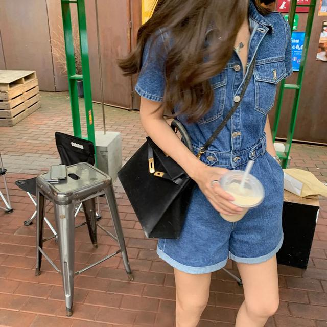 什么是funky 穿搭，一见钟情的夏日复古风穿搭