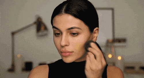 BB霜和气垫BB有什么区别，气垫bb和bb霜的区别（BB霜、气垫、粉底液、素颜霜...这些底妆区别在哪）