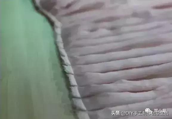 齐胸襦裙不掉下的方法，齐胸襦裙老是掉怎么办（每一步都详细的讲解分析）