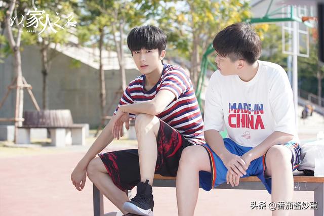 齐明月暗恋凌霄，齐明月为什么暗恋凌霄（《以家人之名》齐明月暗恋凌霄）