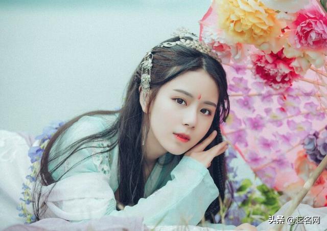 有深度有诗意的昵称，给自己取个独特的昵称（繁华诗意的古风网名）