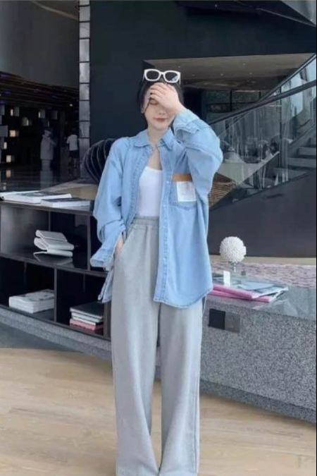 灰色裤子配什么上衣，灰裤子配什么颜色上衣（这样搭配起来太养眼）