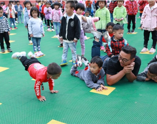 家长对幼儿园教育的希望，家长对幼儿园的寄语与期望（家长想孩子在幼儿园受重视）