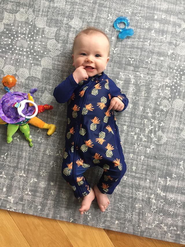 光脚养生的好处，光脚养生的好处与坏处（光脚体验成长好处多）