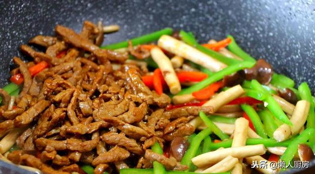 茶树菇和什么炒牛肉，这是茶树菇炒牛肉家常做法