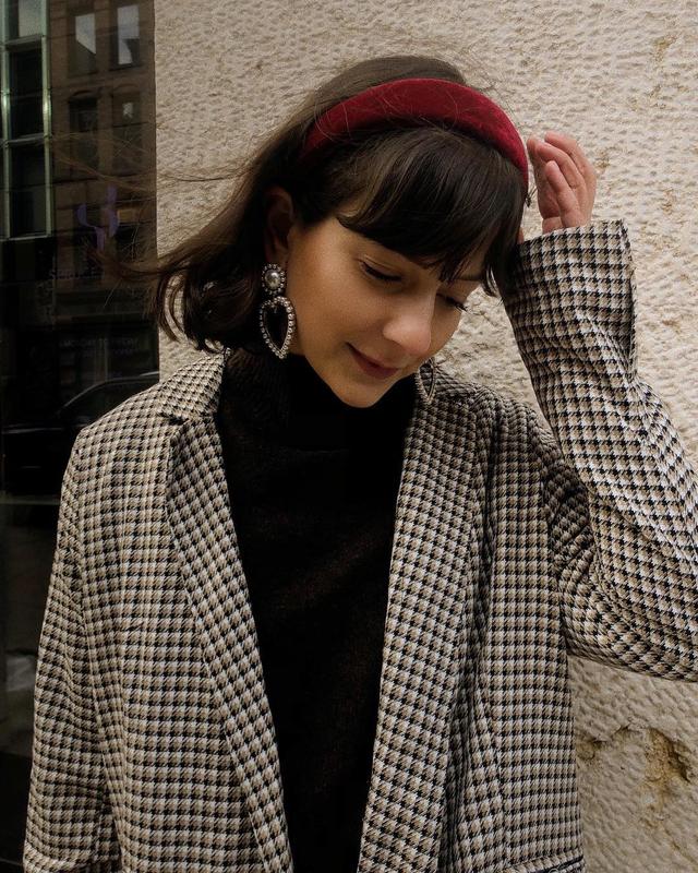 发带怎么带不会掉，怎么带发带才不会掉（你就是整条街最美的girl）