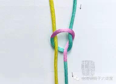 穿珠子打结的方法，手串珠子收尾打结方法（最全手串打结教程）