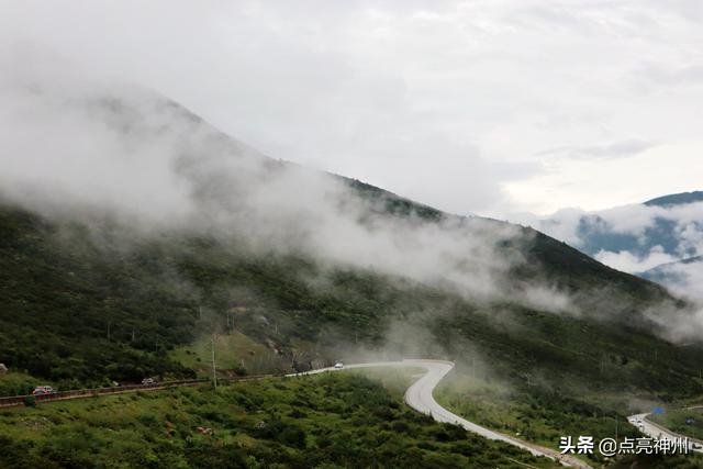 折多山海拔高度是多少米，康定机场海拔多少米（你将翻越的318第一关——折多山是什么样子）