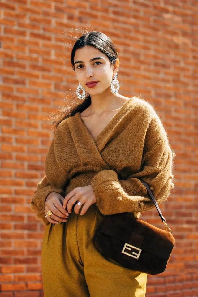 棕色颜色大全图片，咖啡色和棕色的区别（棕色，高级又有温度）