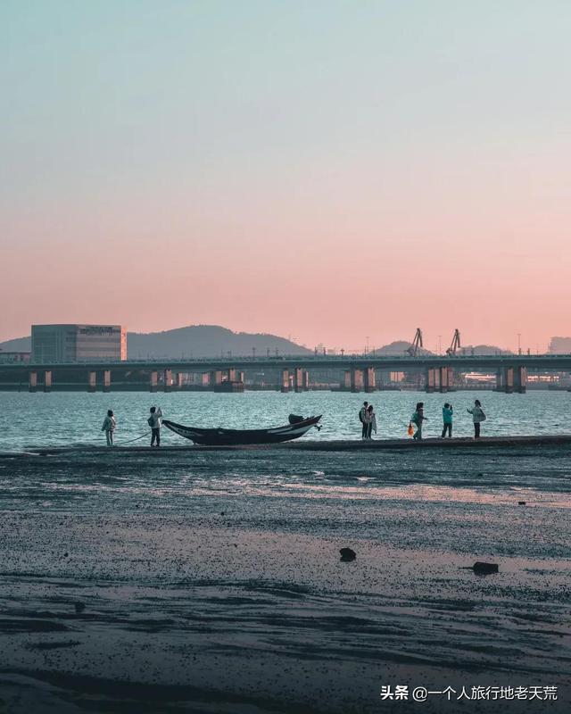 厦门最繁华的地方，厦门十大夜景最美的地方是什么（厦门却安静得令人心疼）
