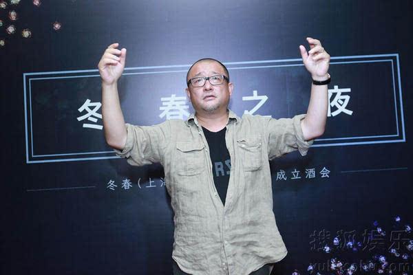 从文艺到油腻，一条朋友圈看透王小帅的地久天长