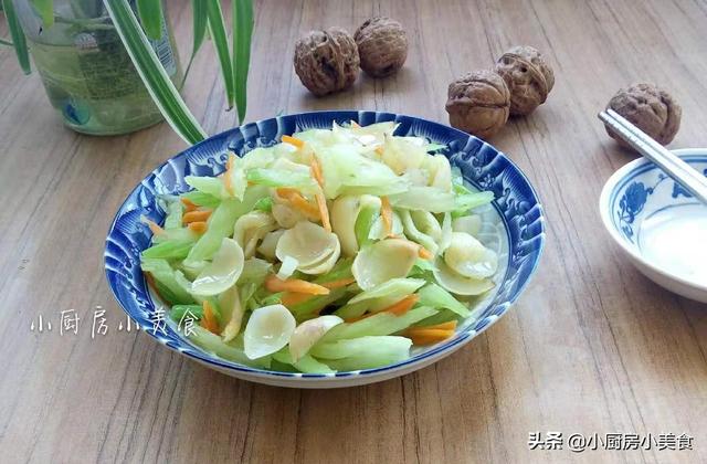 百合怎么炒好吃，炒百合怎么炒最好吃（百合炒之前要先处理一下）