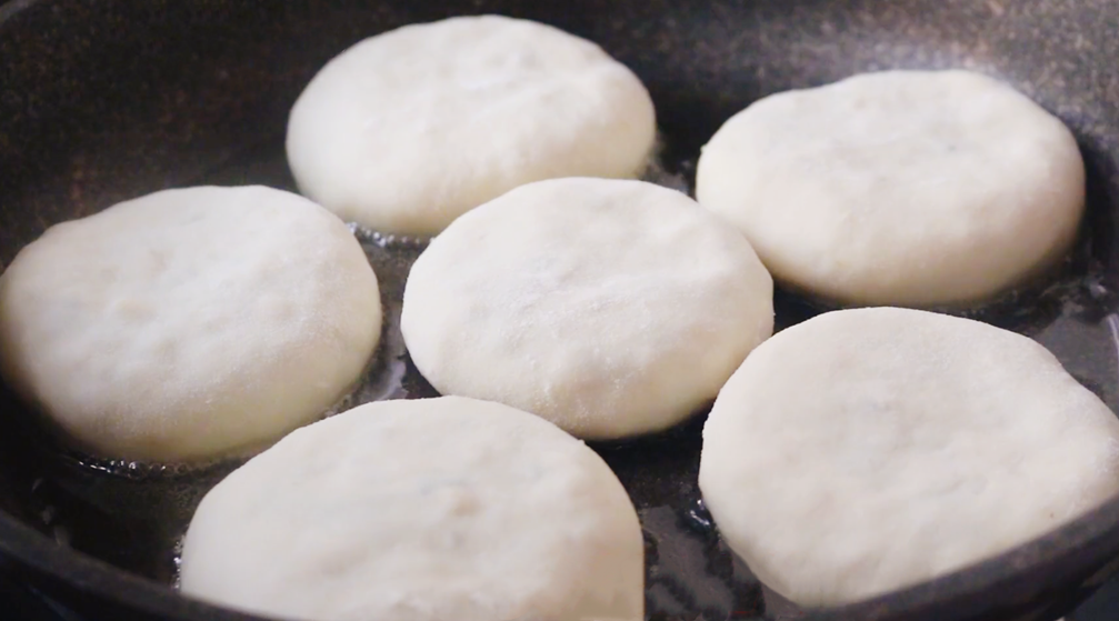 图片[8]-【白菜豆腐饼】做法步骤图 我们家隔天就想要吃 上桌就光盘-起舞食谱网