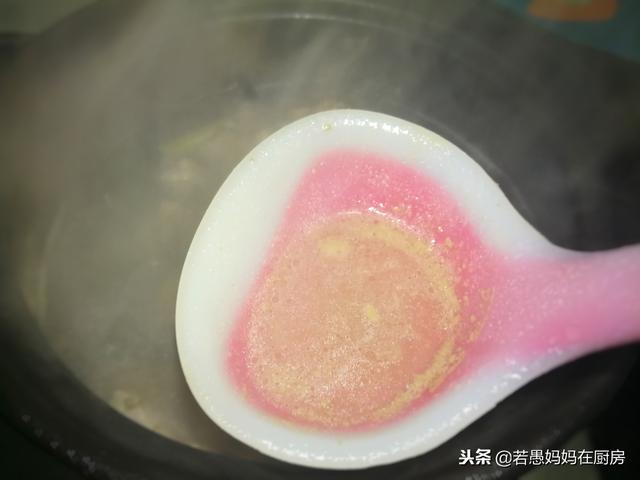 猴头菇煮多久能熟，鲜猴头菇需要煮多久能熟（尤其胃不好的要多喝）