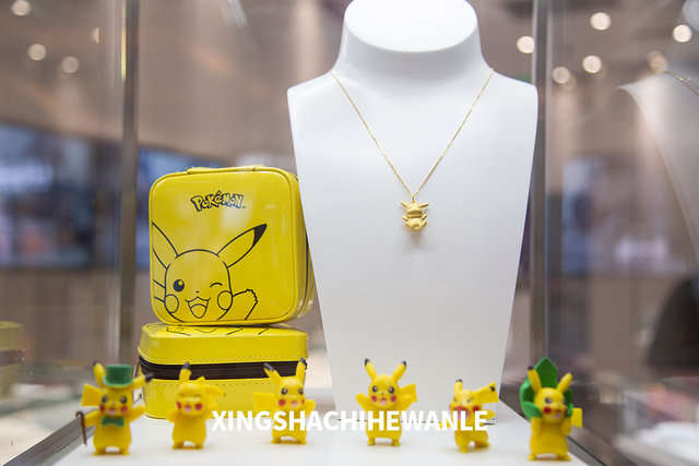 小天才z1s和z5的区别，小天才z5和z5（吃喝玩乐购5折起一网打尽）