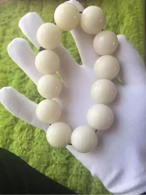 菩提根佛珠怎么养，菩提根佛珠怎样盘玩（菩提根的“盘玩大法”！）