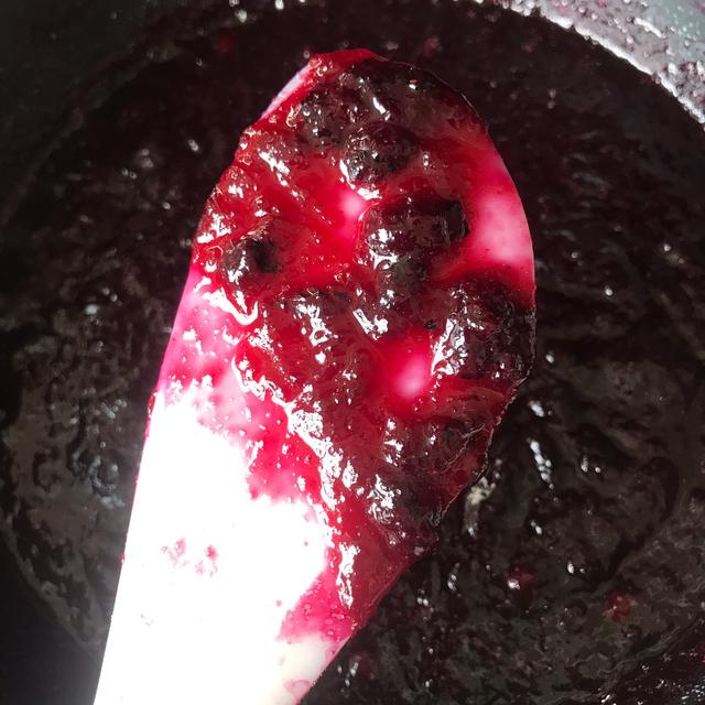 蓝莓果酱怎么做，蓝莓酱怎么做好吃（没有添加更健康）