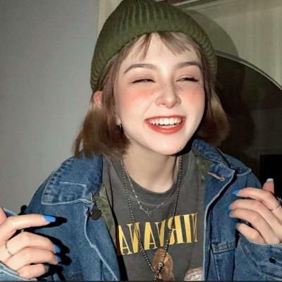 欧美头像女生简约时尚，欧美女生头像合辑（最新微信欧美头像女生大全）