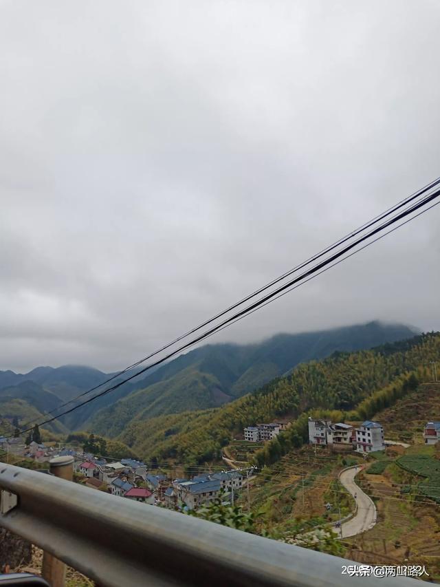 天尊黄金叶多少钱一包,天尊黄金叶多少钱一包图片(高山精品黄金叶,晚上见成品) 天尊黄金叶多少钱一包,天尊黄金叶多少钱一包图片(高山精品黄金叶,晚上见成品)