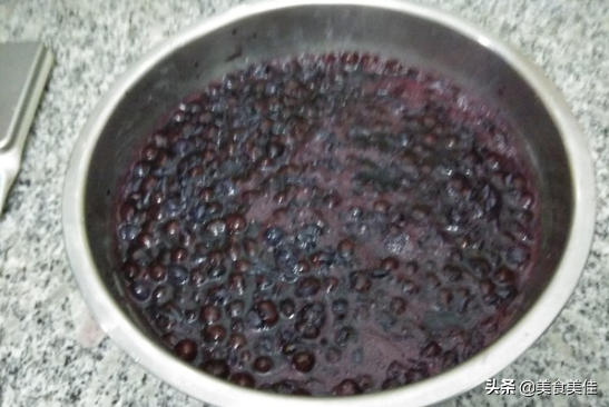 酿葡萄酒的注意事项，自己在家酿葡萄酒需要注意些什么吗（自酿葡萄酒的注意事项有哪些）