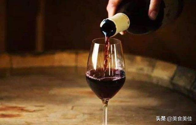 酿葡萄酒的注意事项，自己在家酿葡萄酒需要注意些什么吗（自酿葡萄酒的注意事项有哪些）