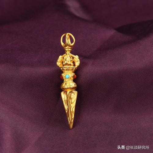 吊坠算盘是什么寓意，算盘吊坠的意思（男士的黄金吊坠逃不出这4款）