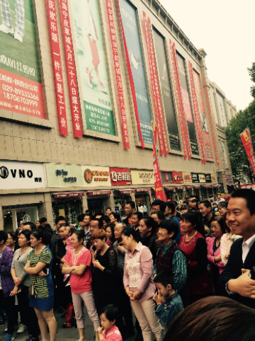 西安批发市场(西安哪个服装批发市场最好)