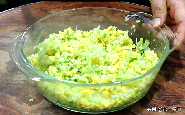 饺子配什么菜好，吃饺子配什么凉菜热菜（3种吉祥馅端上桌）